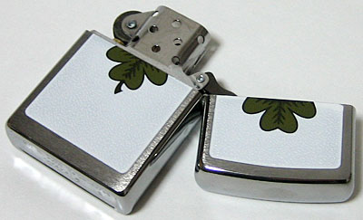 インディ・ジョーンズ エルザのZIPPOライター「Indy Clover」